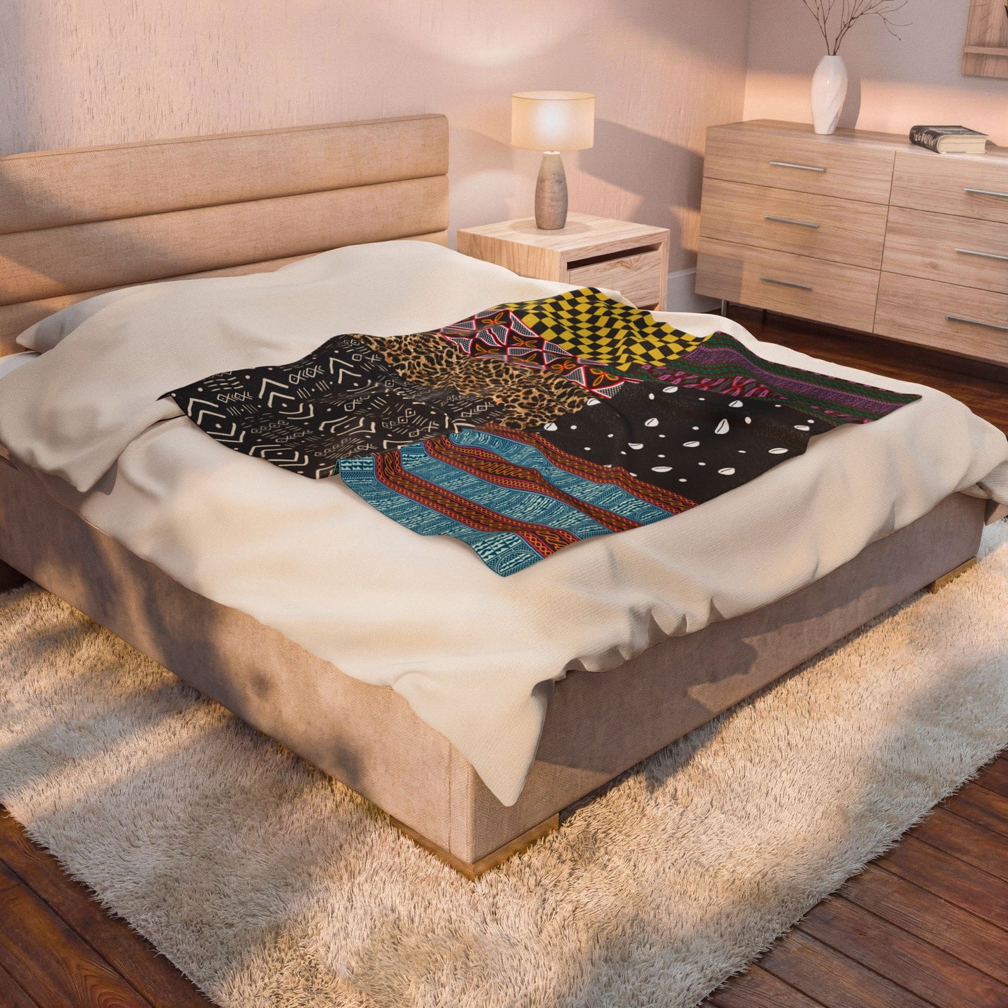 African Patchwork Velveteen Blanket, Cozy Throw, Ethnic Design Bedding, Soft Afrocentric Bedspread, Warm Living Room Decor, Unique Cultural