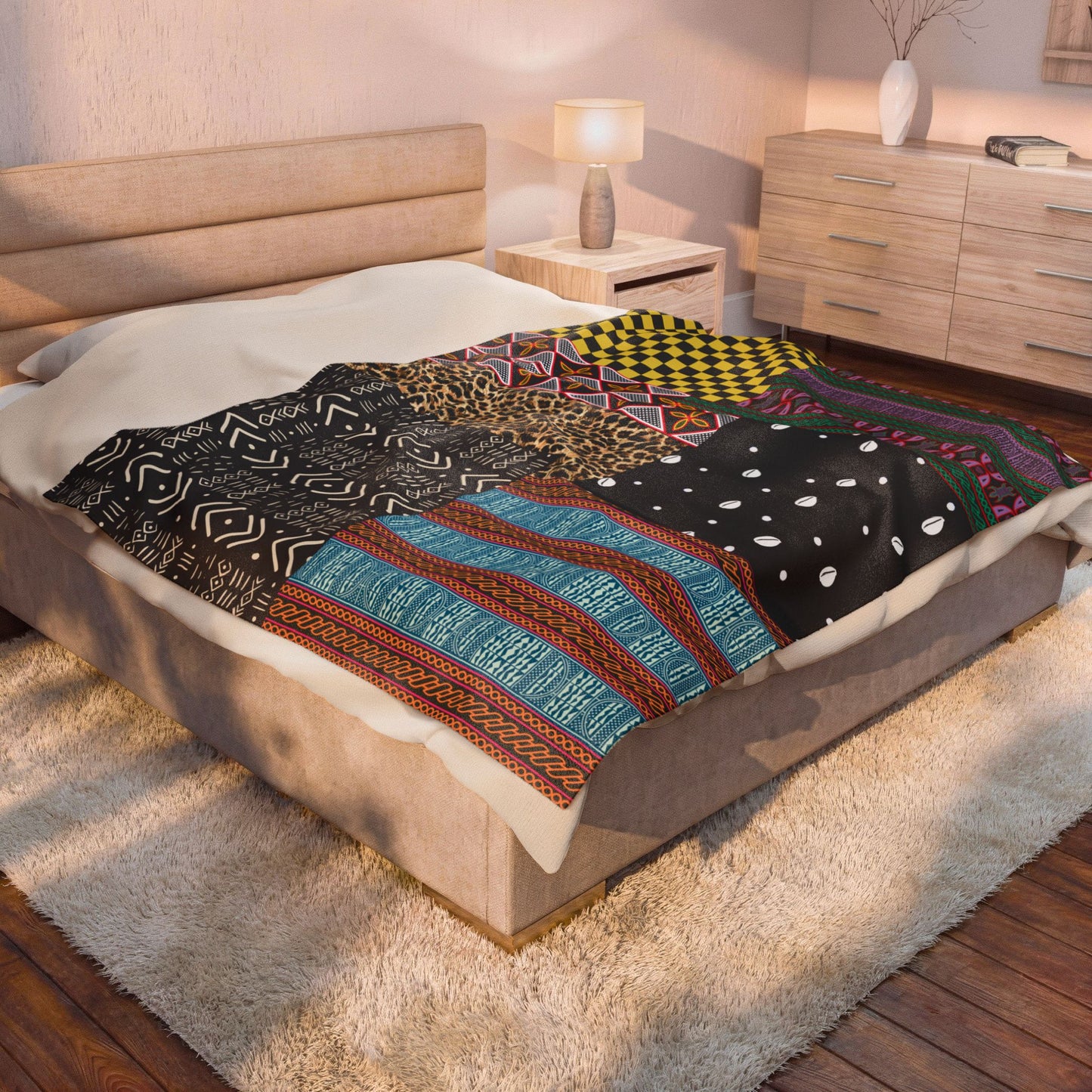 African Patchwork Velveteen Blanket, Cozy Throw, Ethnic Design Bedding, Soft Afrocentric Bedspread, Warm Living Room Decor, Unique Cultural
