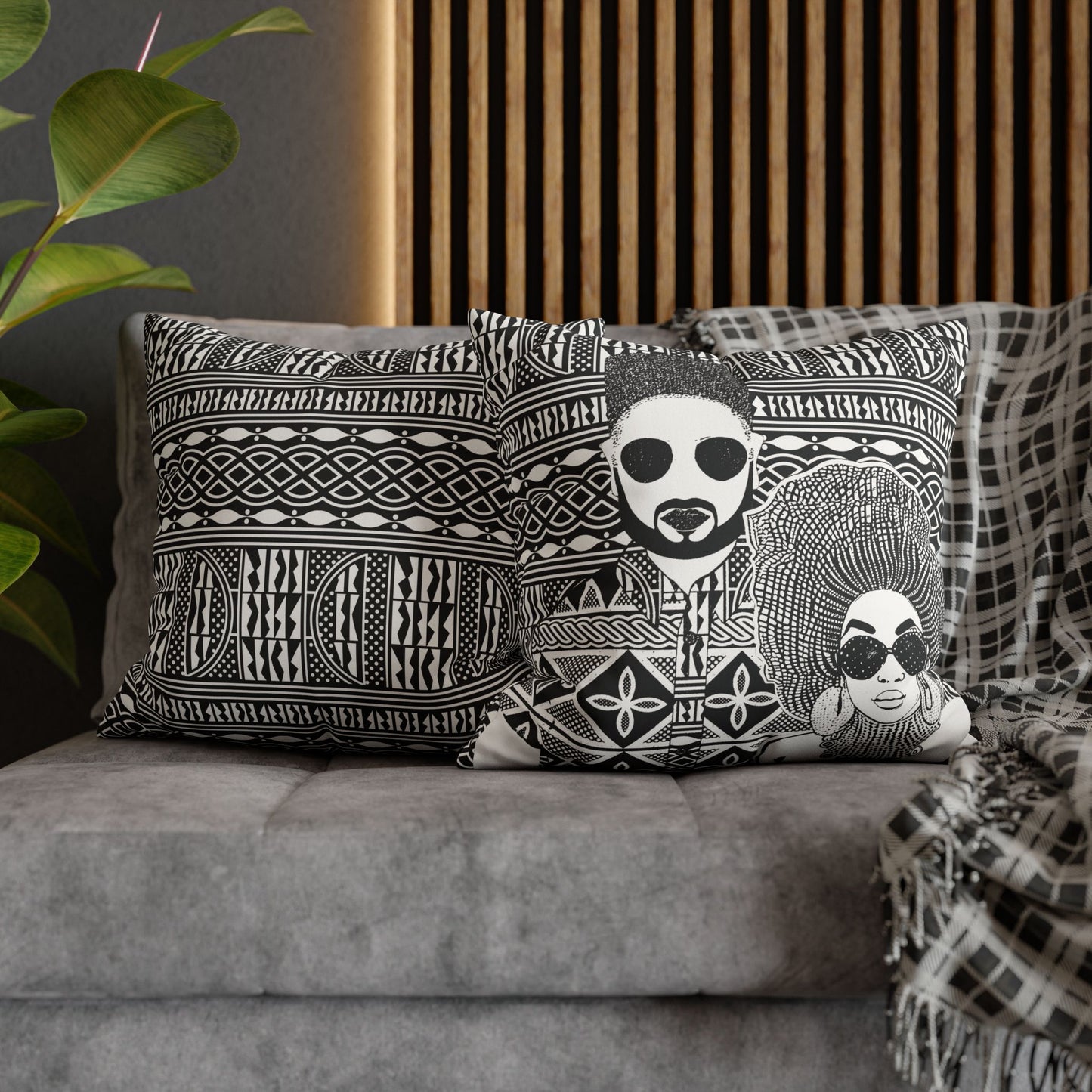 The Moussas(BW) Faux Suede Square Pillow Case