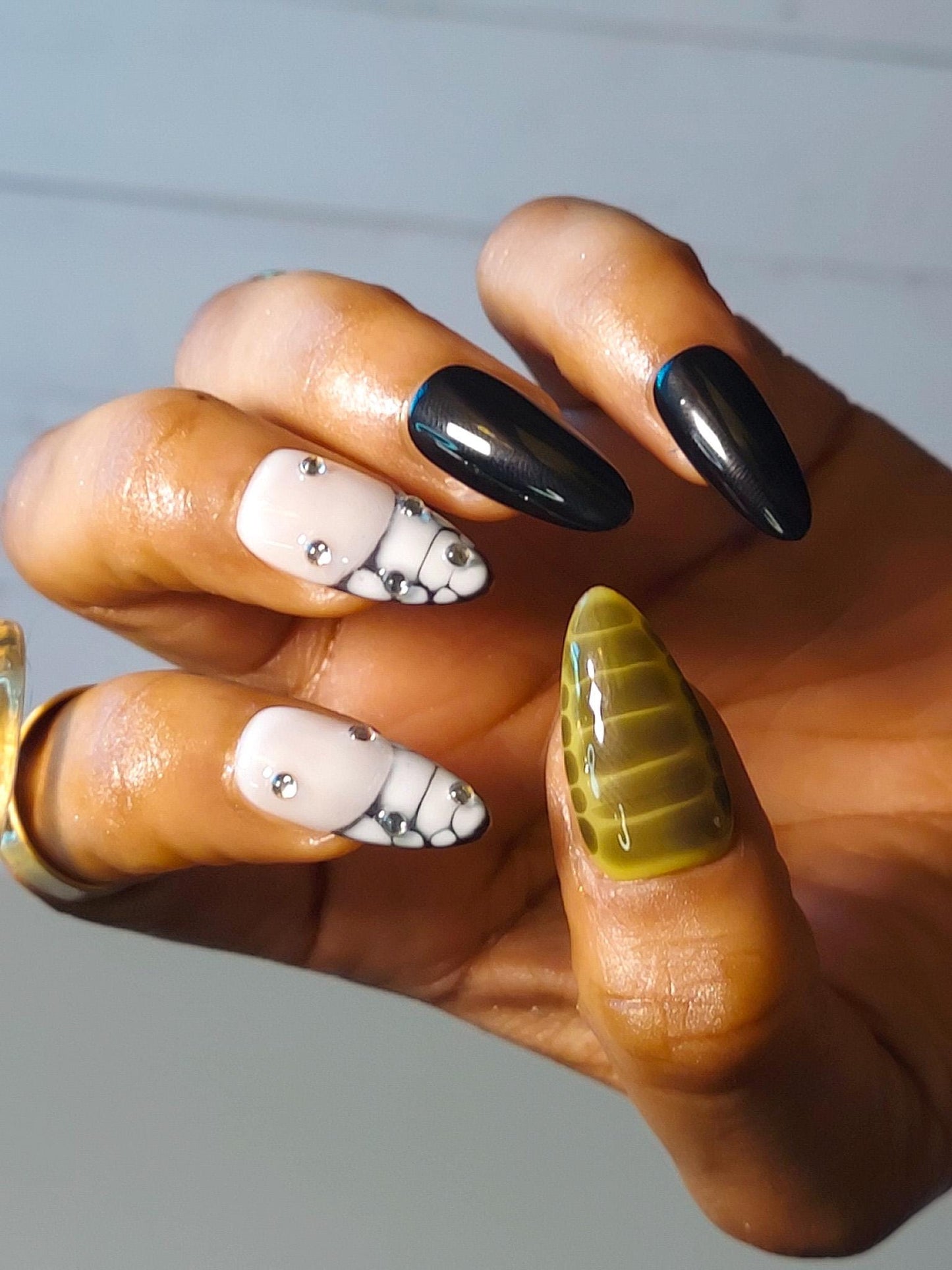 Snakeskin Regular Stiletto Press On Nails: Green, White and Black, Ready to Ship